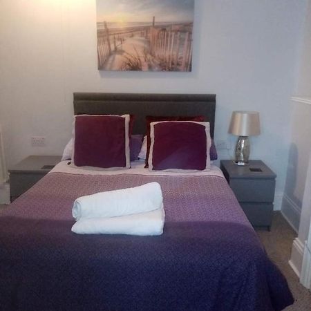 Lea Hurst B & B Bournemouth Dış mekan fotoğraf