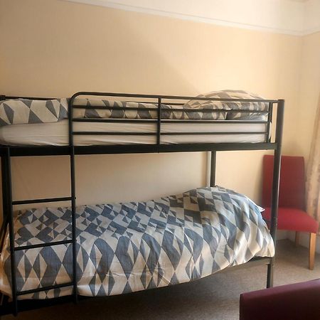 Lea Hurst B & B Bournemouth Dış mekan fotoğraf