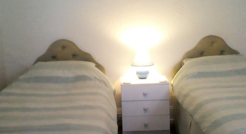 Lea Hurst B & B Bournemouth Oda fotoğraf