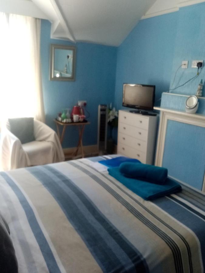 Lea Hurst B & B Bournemouth Dış mekan fotoğraf
