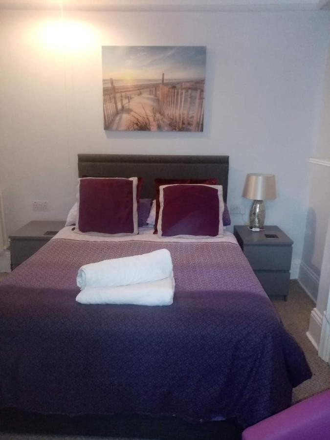 Lea Hurst B & B Bournemouth Dış mekan fotoğraf