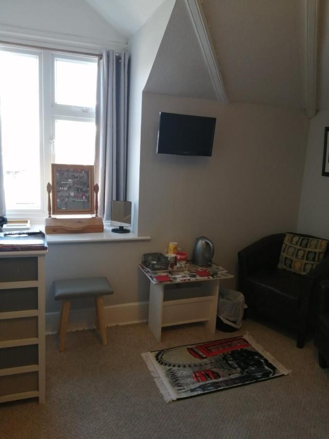 Lea Hurst B & B Bournemouth Dış mekan fotoğraf