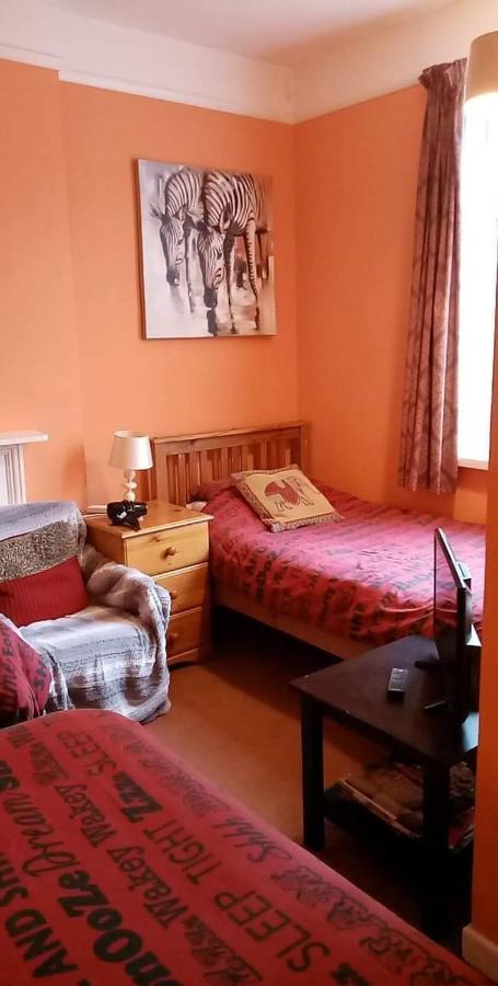 Lea Hurst B & B Bournemouth Dış mekan fotoğraf